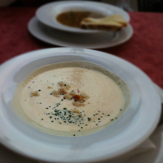 Thumbnail Fronzosische zwiebelsuppe